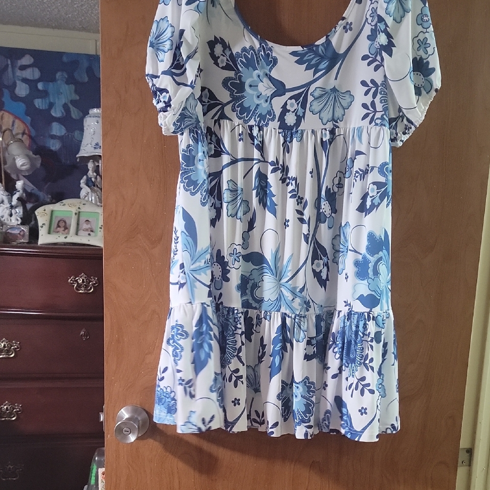 Chic Blue Floral Women's Blouse